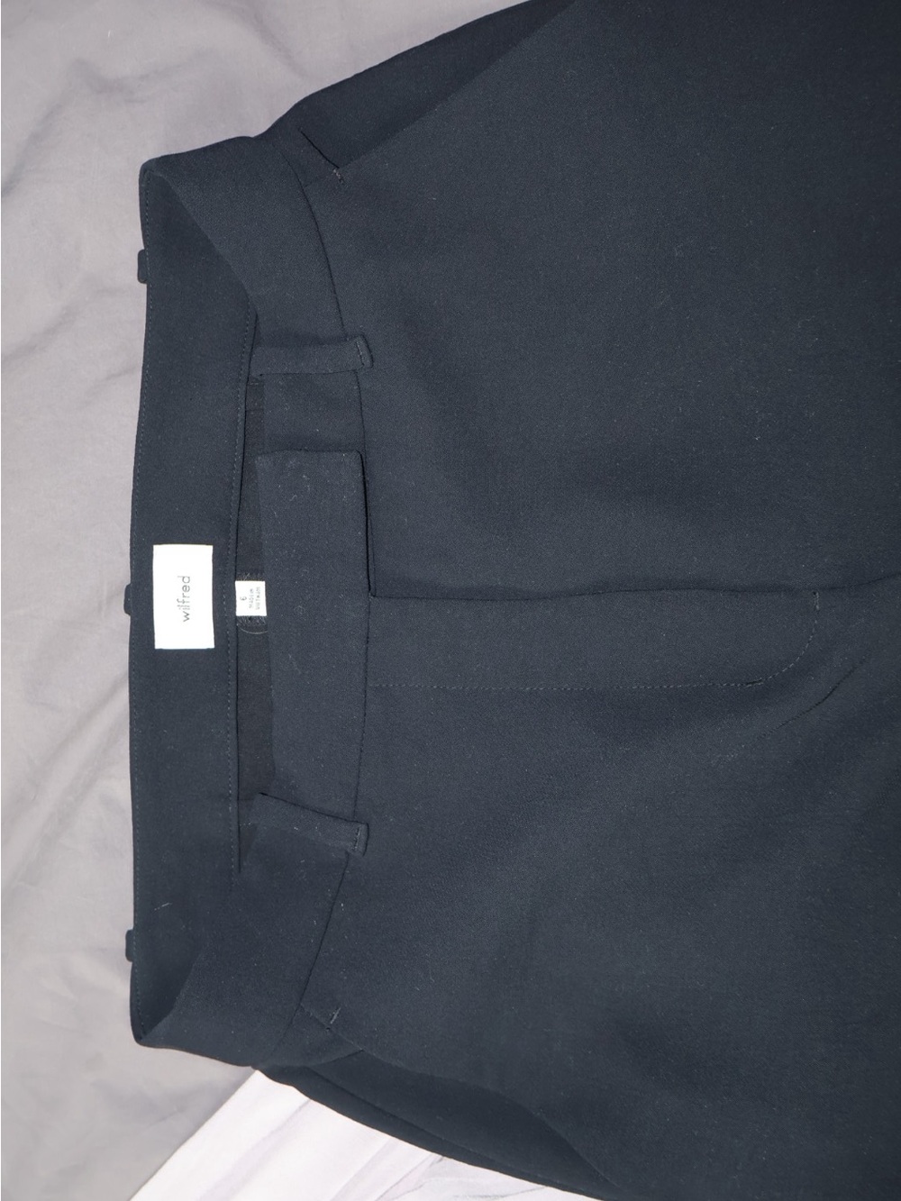 Wilfred (Aritzia) Black Midi Skirt - Clean Minimal Silhouette